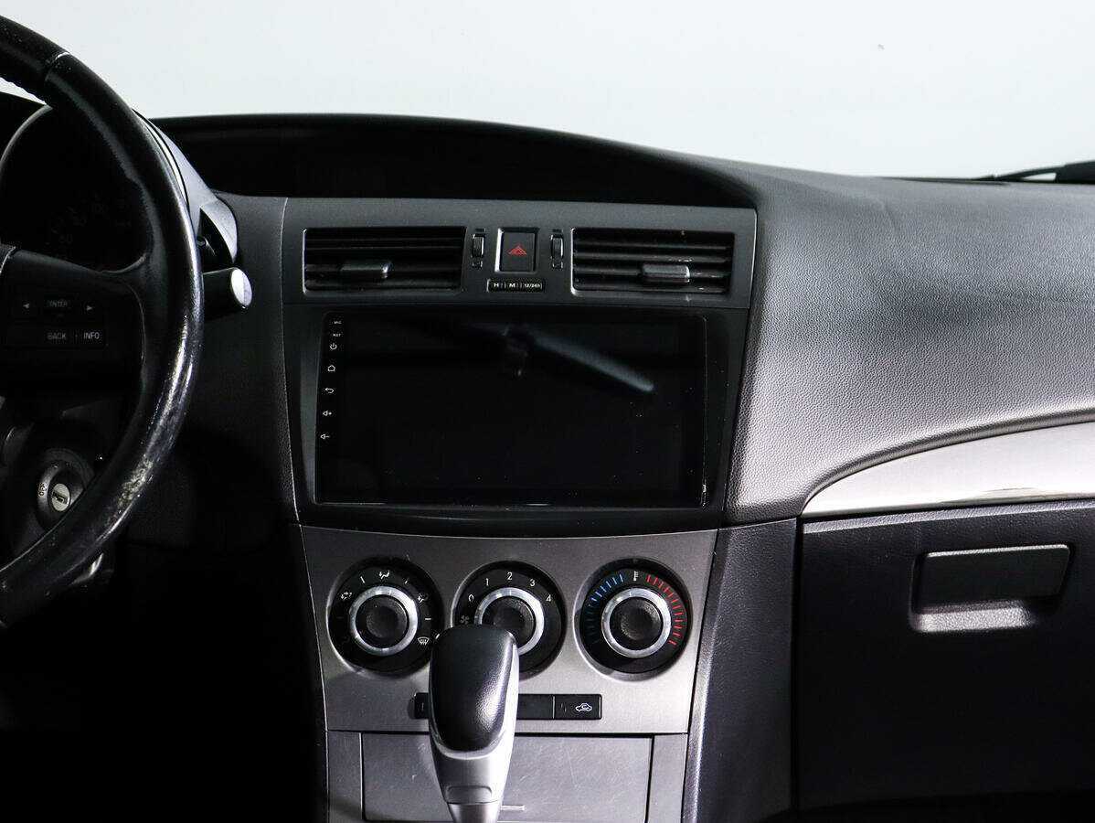 Mazda 3 2011 года с пробегом. Фото: #12