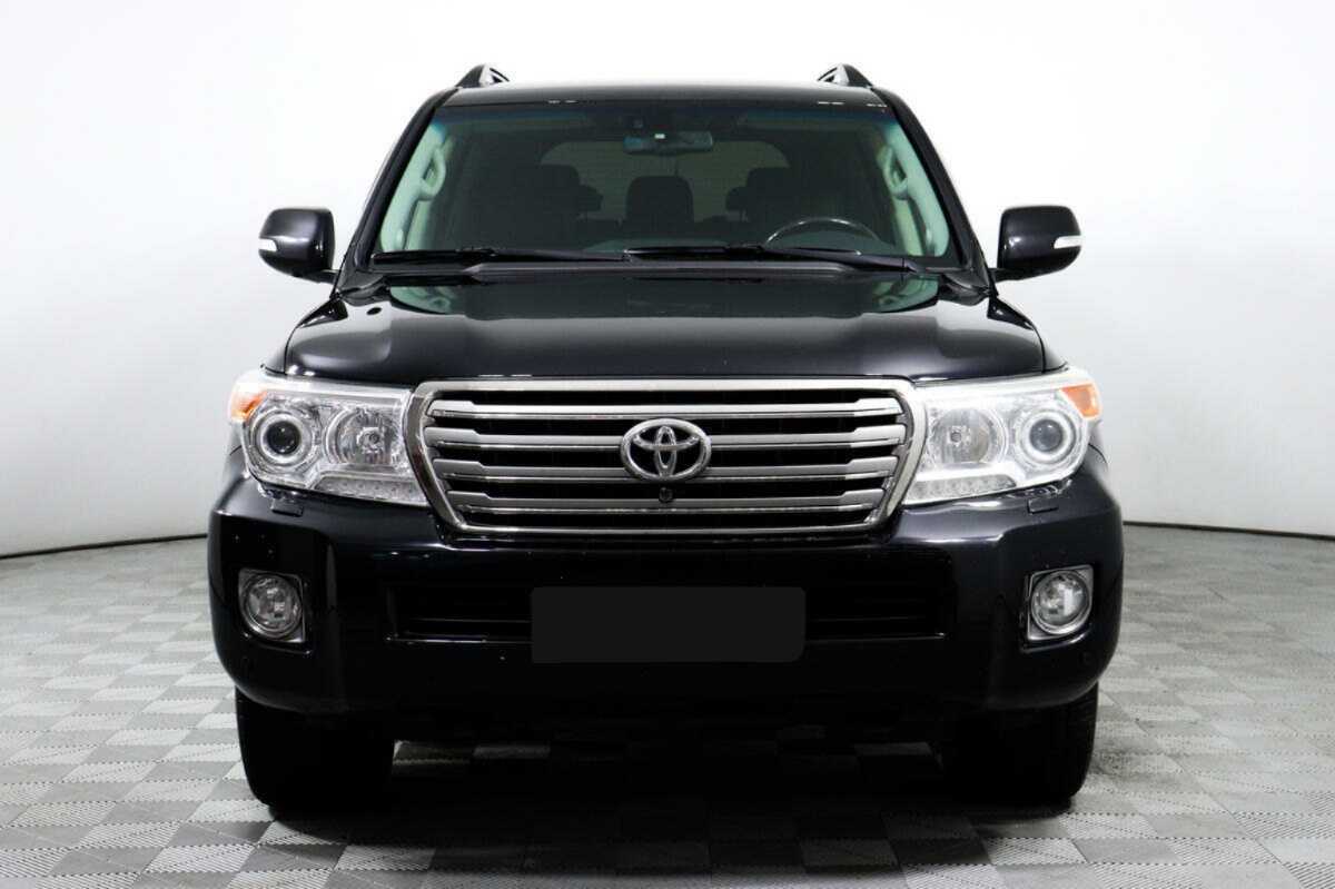 Toyota Land Cruiser 2012 года с пробегом. Фото: #1