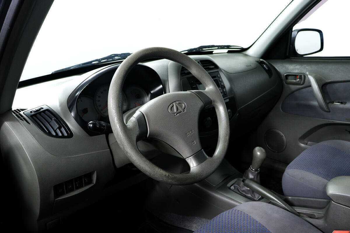 Chery Tiggo (T11) 2010 года с пробегом. Фото: #12