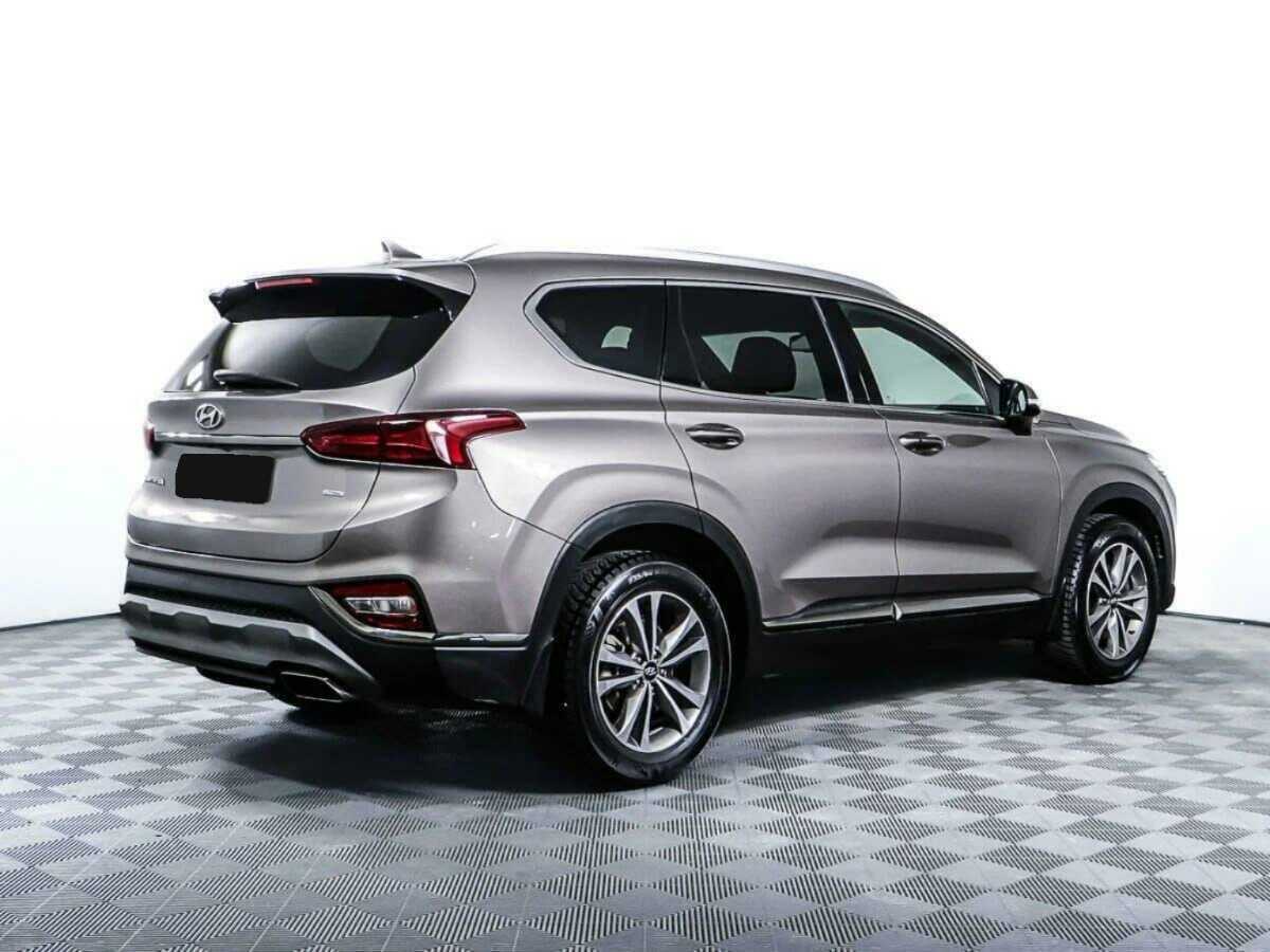 Hyundai Santa Fe 2019 года с пробегом. Фото: #4