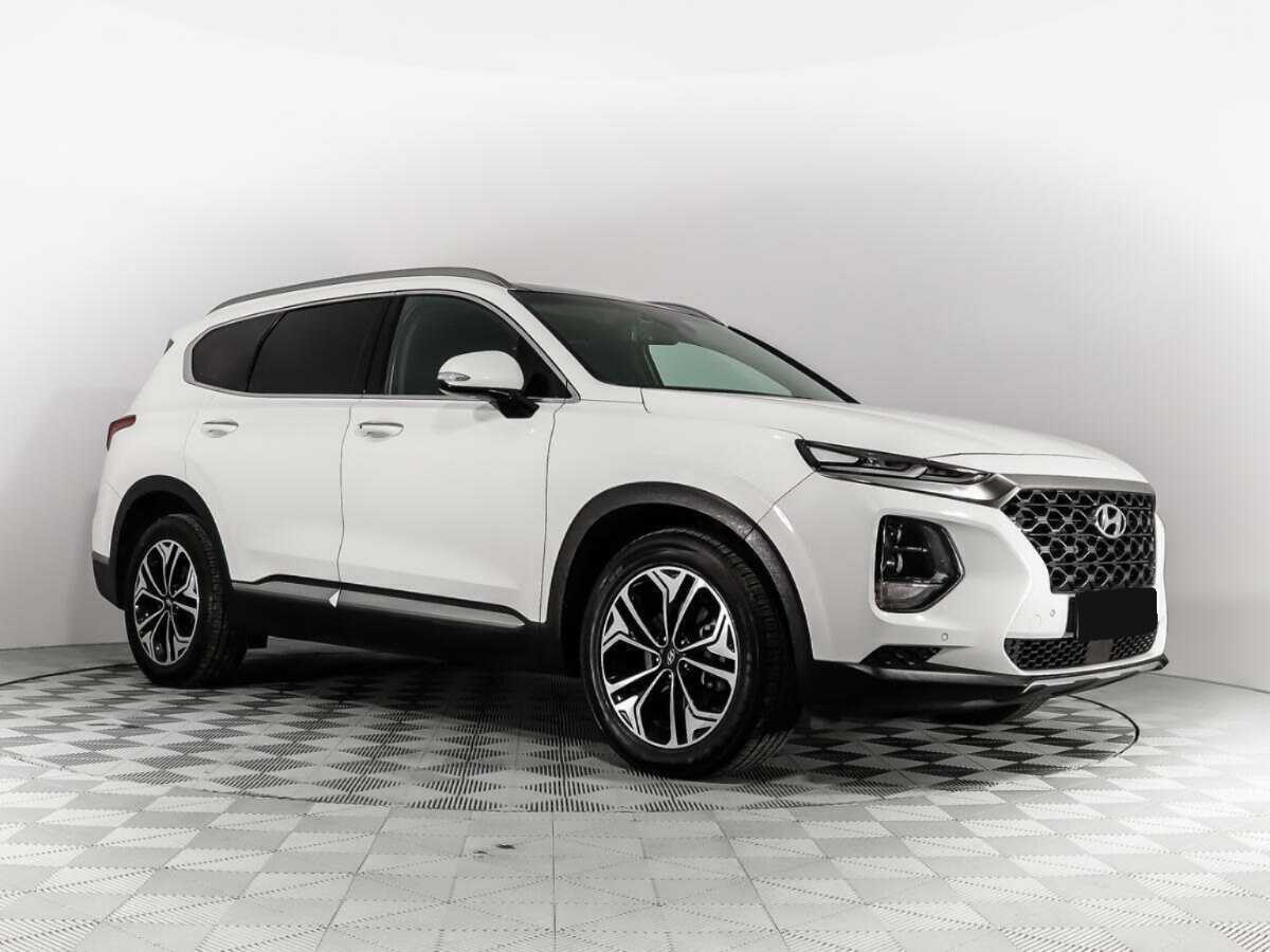 Hyundai Santa Fe 2018 года с пробегом. Фото: #2