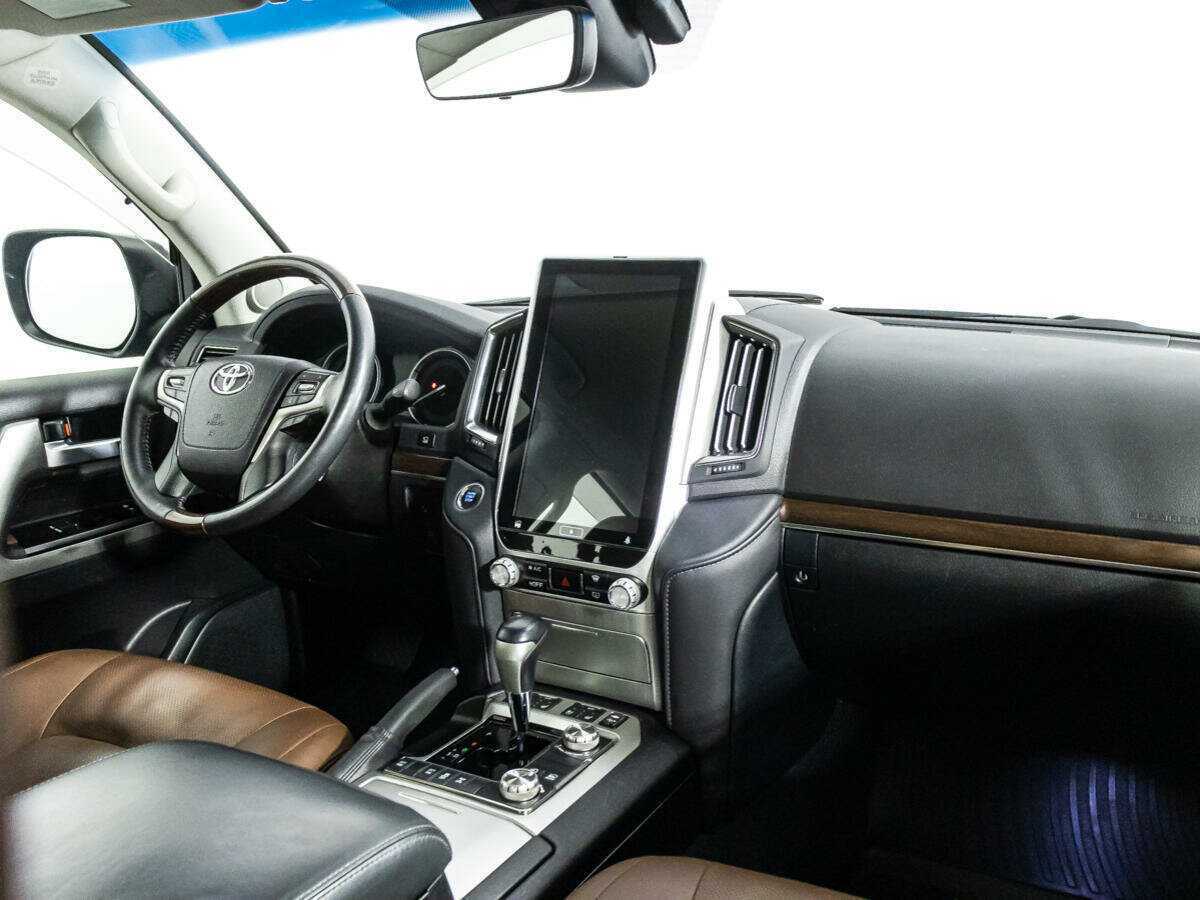 Toyota Land Cruiser 2016 года с пробегом. Фото: #7