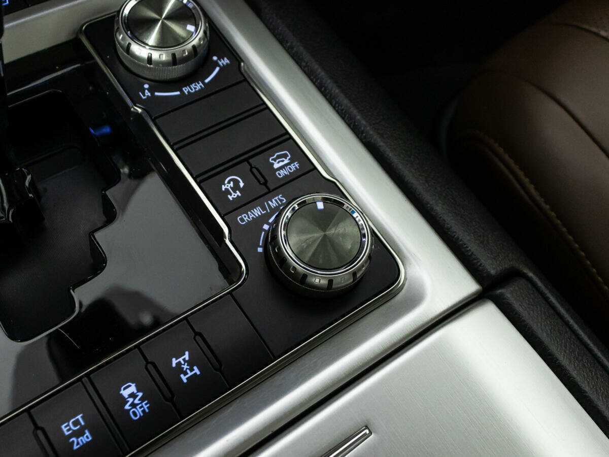 Toyota Land Cruiser 2016 года с пробегом. Фото: #18