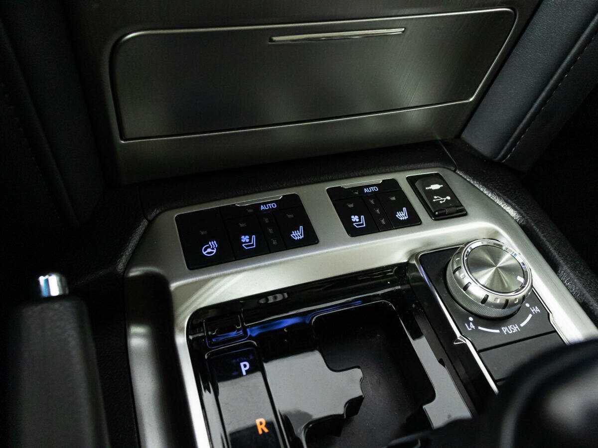 Toyota Land Cruiser 2016 года с пробегом. Фото: #21