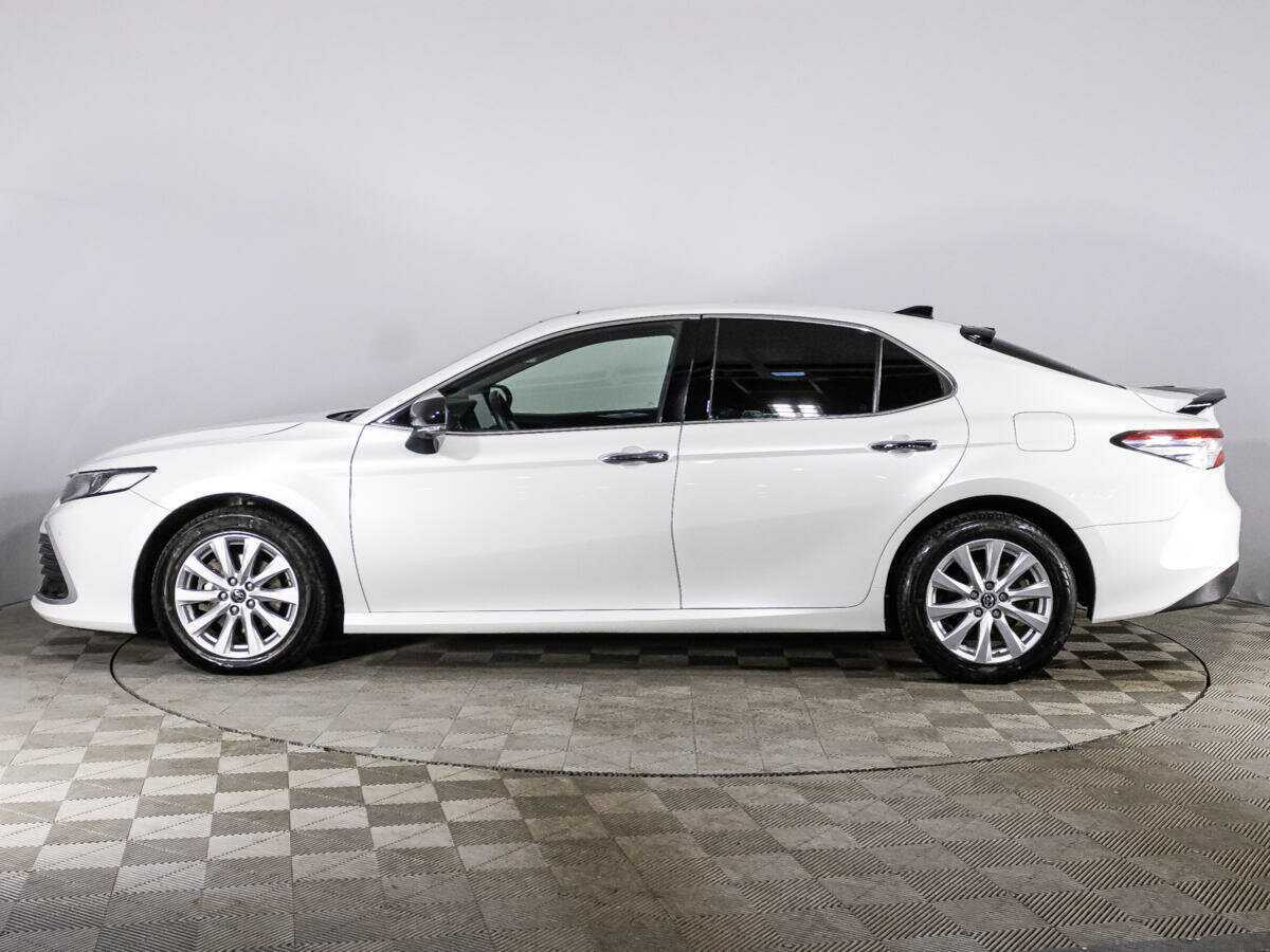 Toyota Camry 2022 года с пробегом. Фото: #7