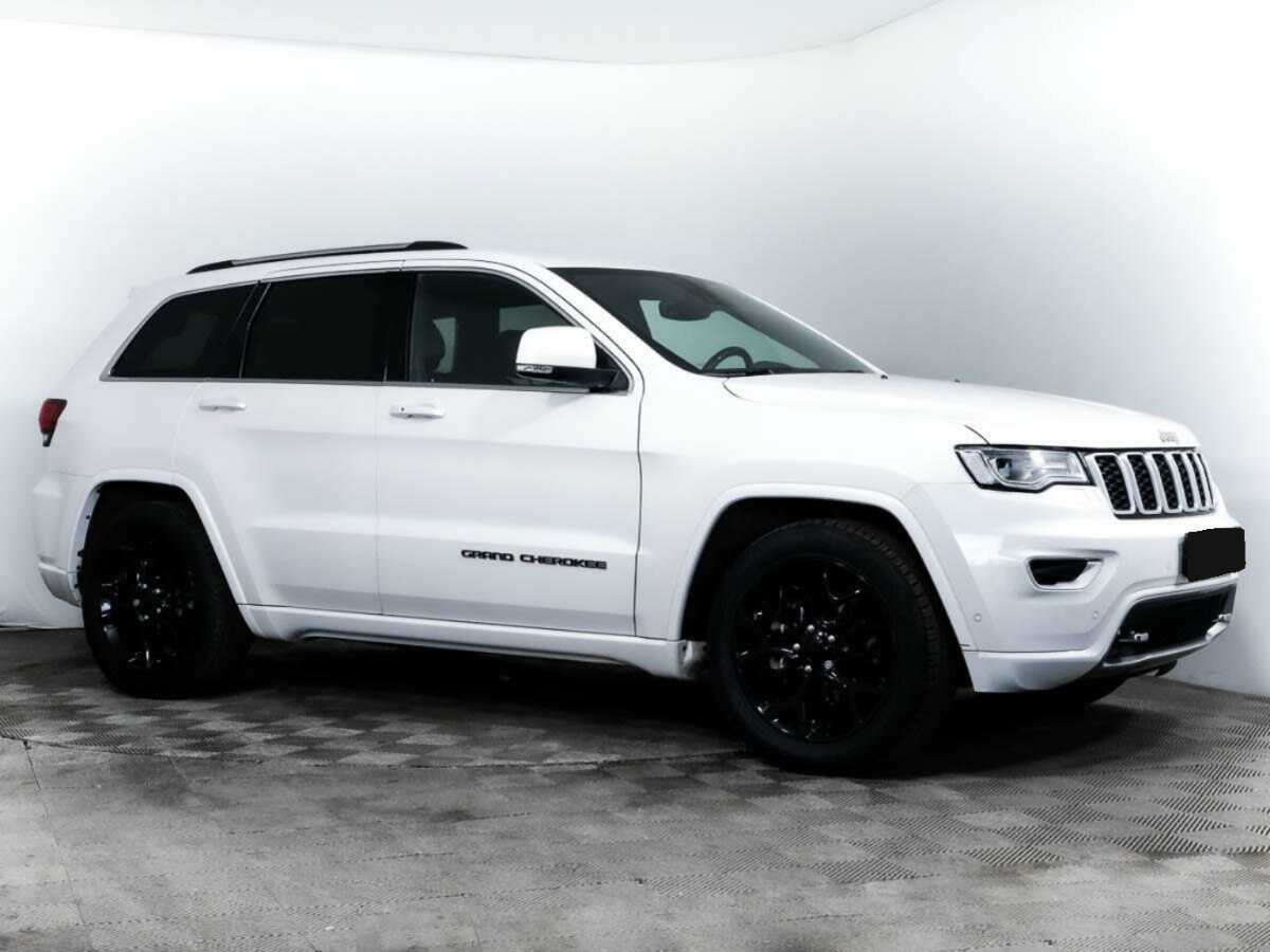 Jeep Grand Cherokee 2021 года с пробегом. Фото: #1