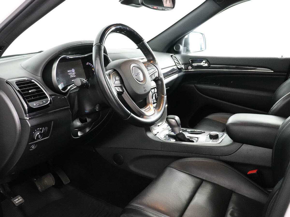 Jeep Grand Cherokee 2021 года с пробегом. Фото: #7