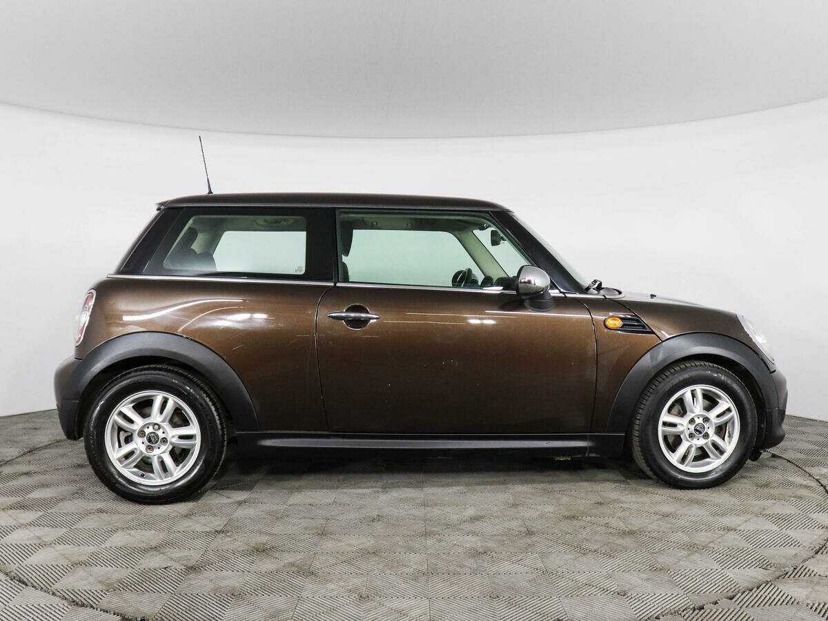 Mini Hatch 2012 года с пробегом. Фото: #3