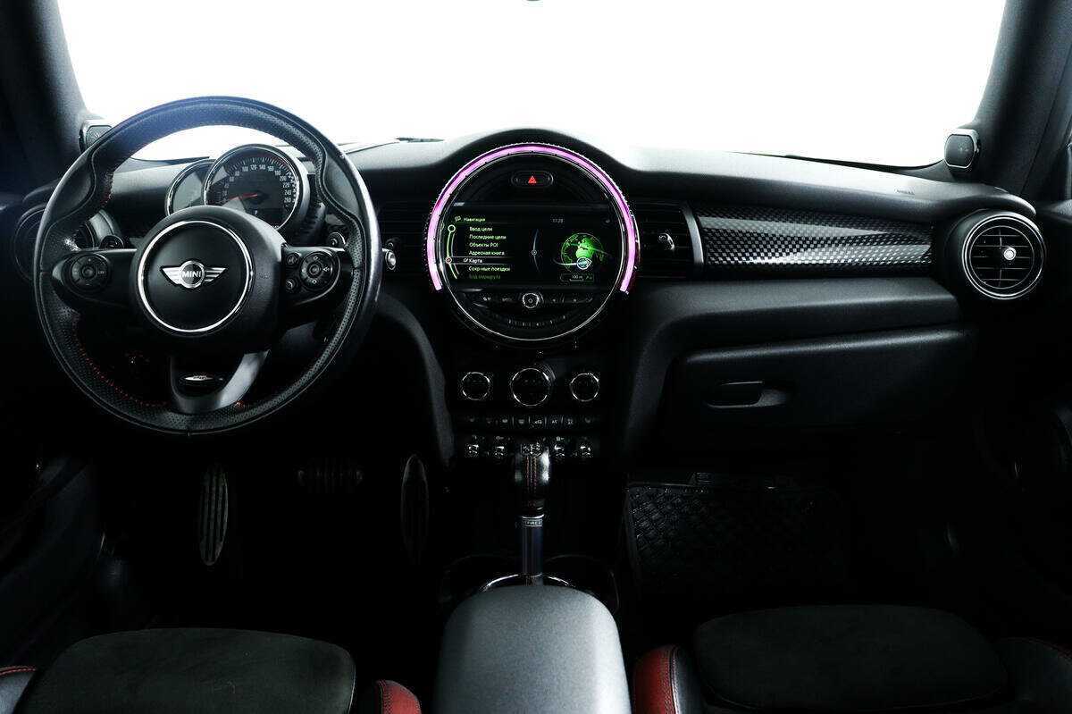 Mini Hatch 2017 года с пробегом. Фото: #10