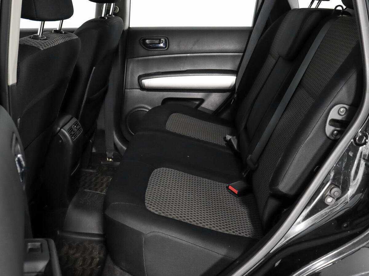 Nissan X-Trail 2010 года с пробегом. Фото: #9