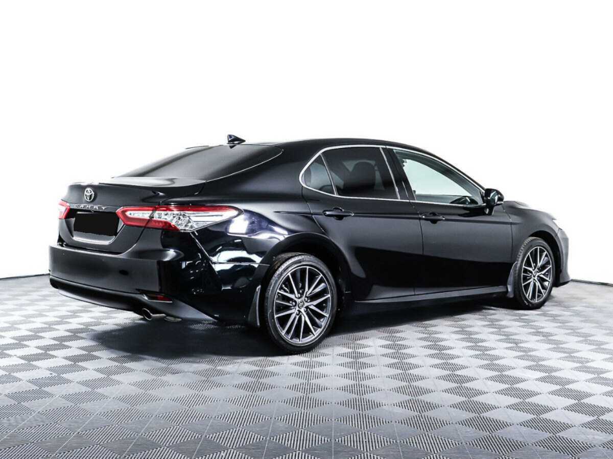 Toyota Camry 2021 года с пробегом. Фото: #4