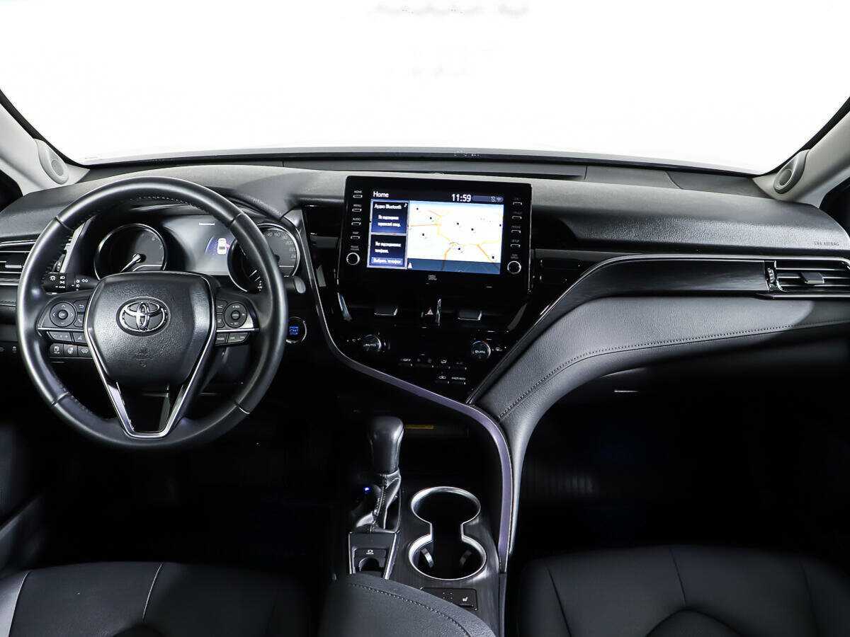 Toyota Camry 2021 года с пробегом. Фото: #12