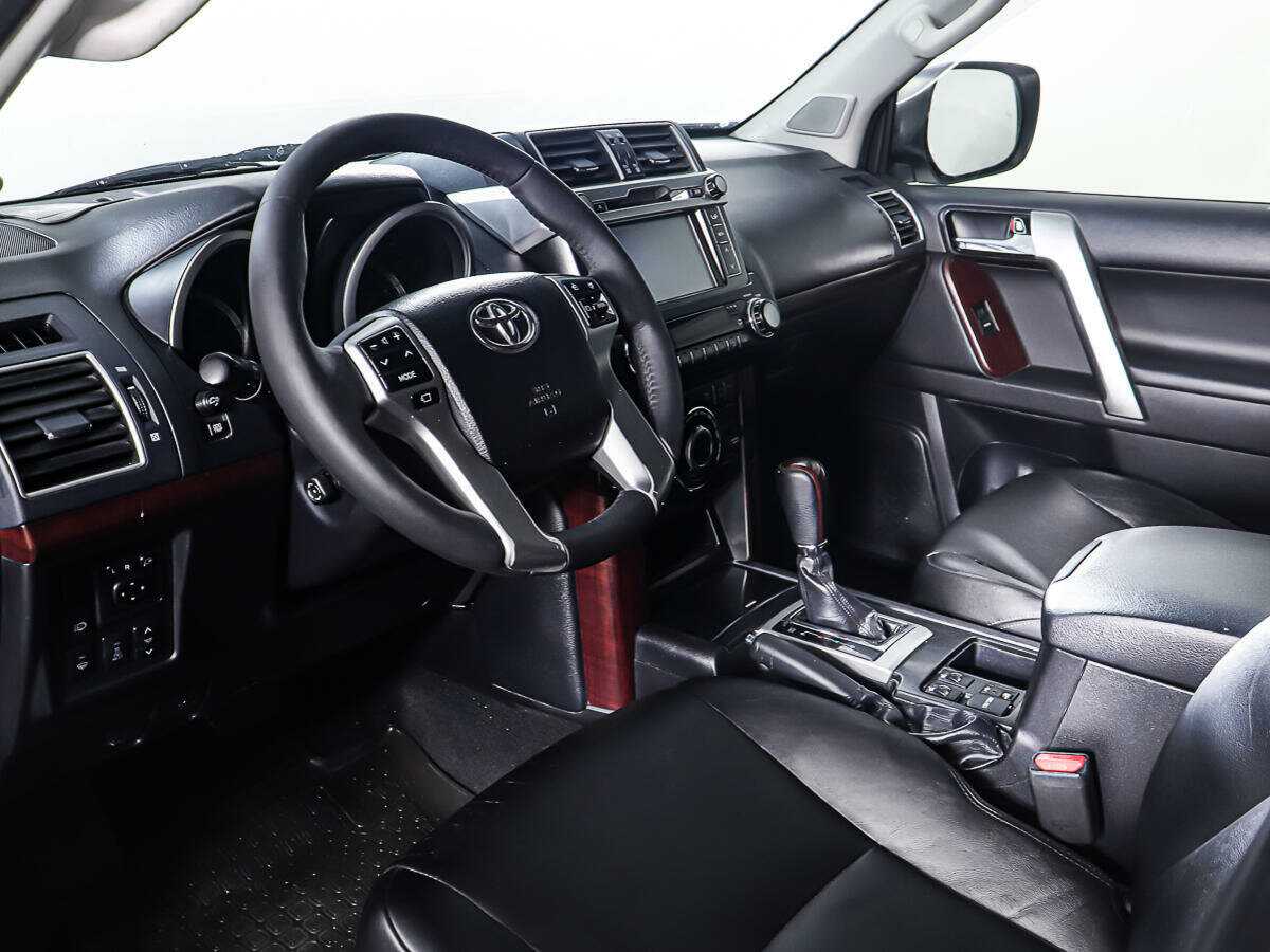 Toyota Land Cruiser Prado 2013 года с пробегом. Фото: #11