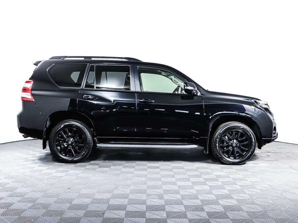 Toyota Land Cruiser Prado 2016 года с пробегом. Фото: #1