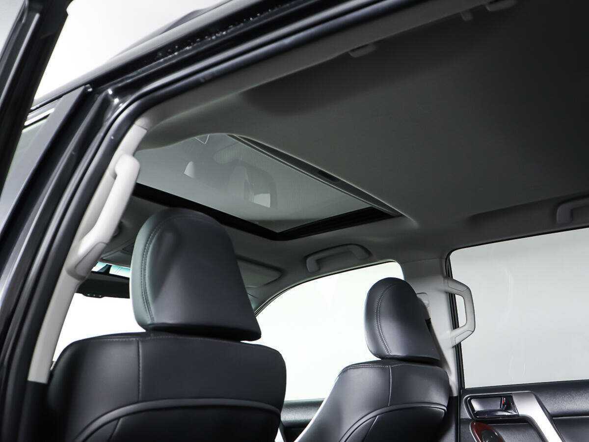 Toyota Land Cruiser Prado 2016 года с пробегом. Фото: #13