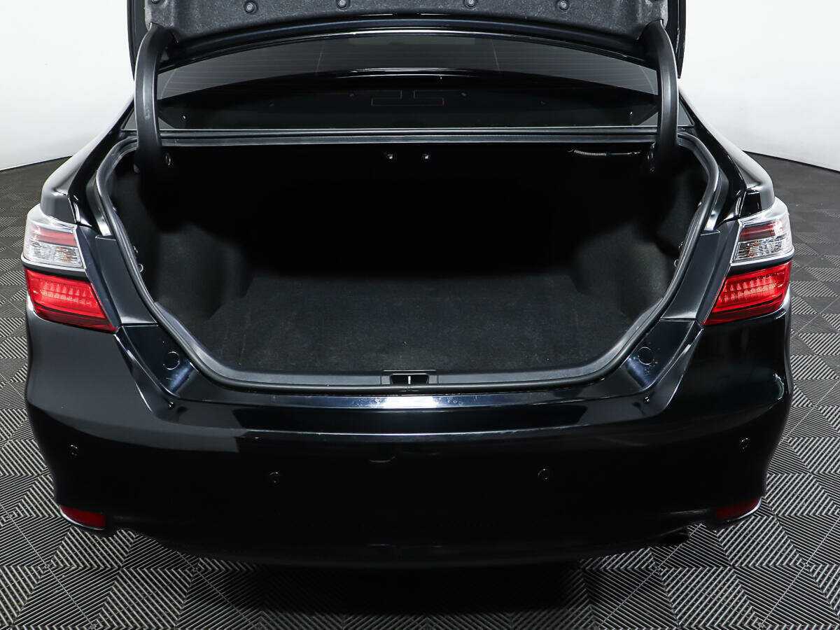 Toyota Camry 2017 года с пробегом. Фото: #9