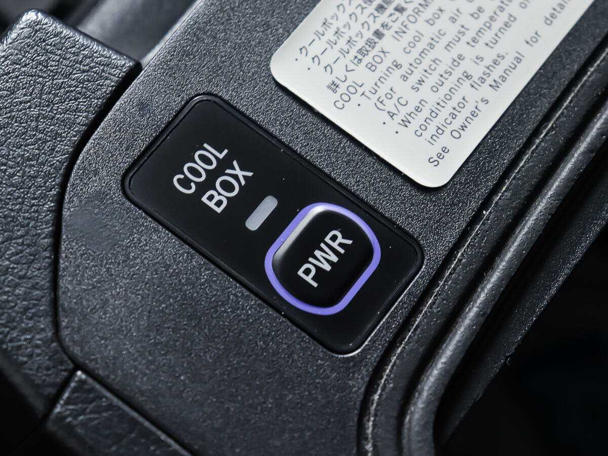 Toyota Land Cruiser Prado 2010 года с пробегом. Фото: #20