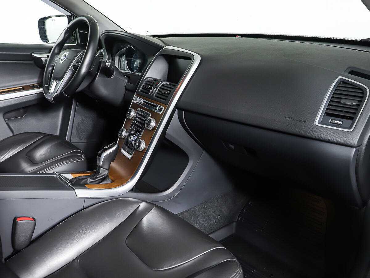 Volvo XC60 2015 года с пробегом. Фото: #8
