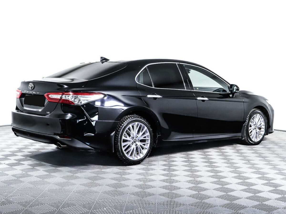 Toyota Camry 2019 года с пробегом. Фото: #4