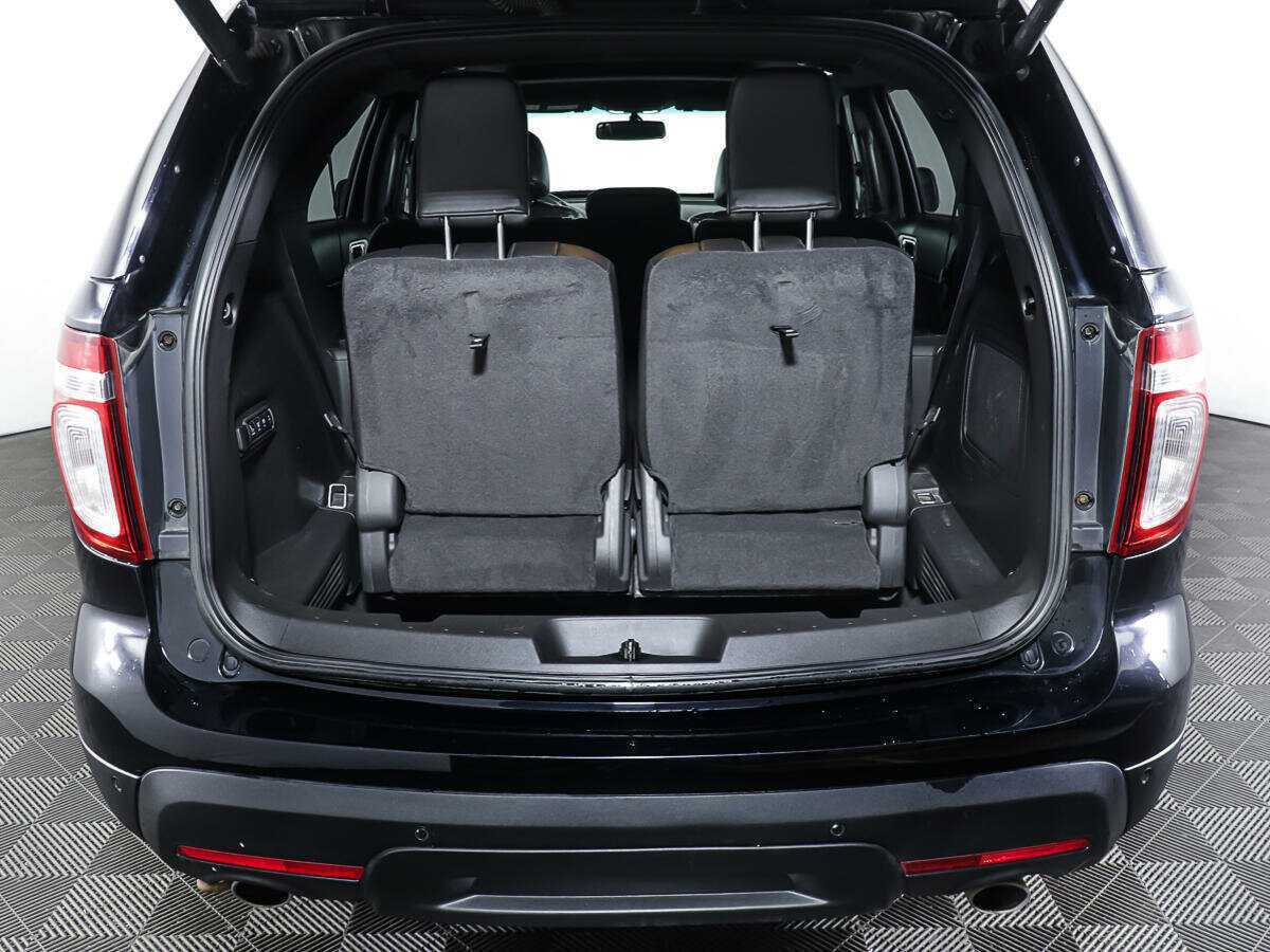 Ford Explorer 2013 года с пробегом. Фото: #9