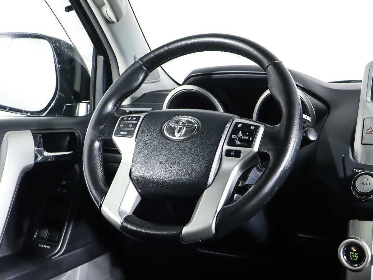 Toyota Land Cruiser Prado 2010 года с пробегом. Фото: #14