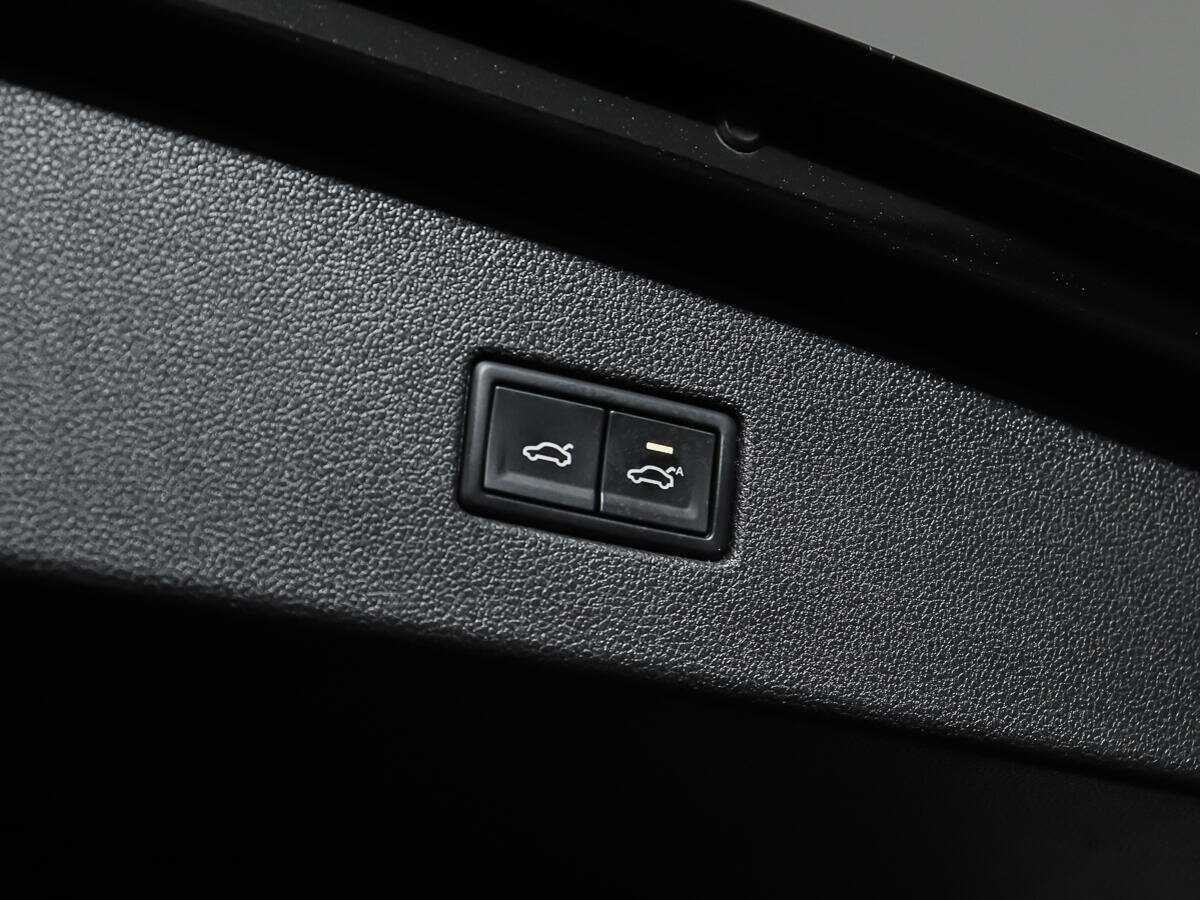 Volkswagen Tiguan 2018 года с пробегом. Фото: #19