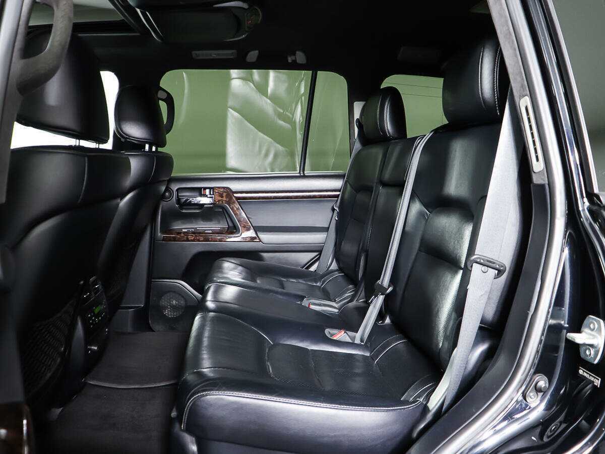 Toyota Land Cruiser 2014 года с пробегом. Фото: #9