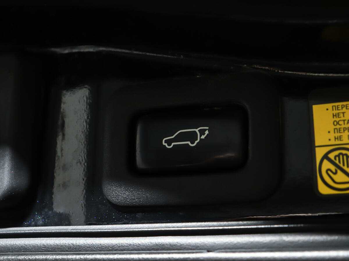 Toyota Land Cruiser 2014 года с пробегом. Фото: #18