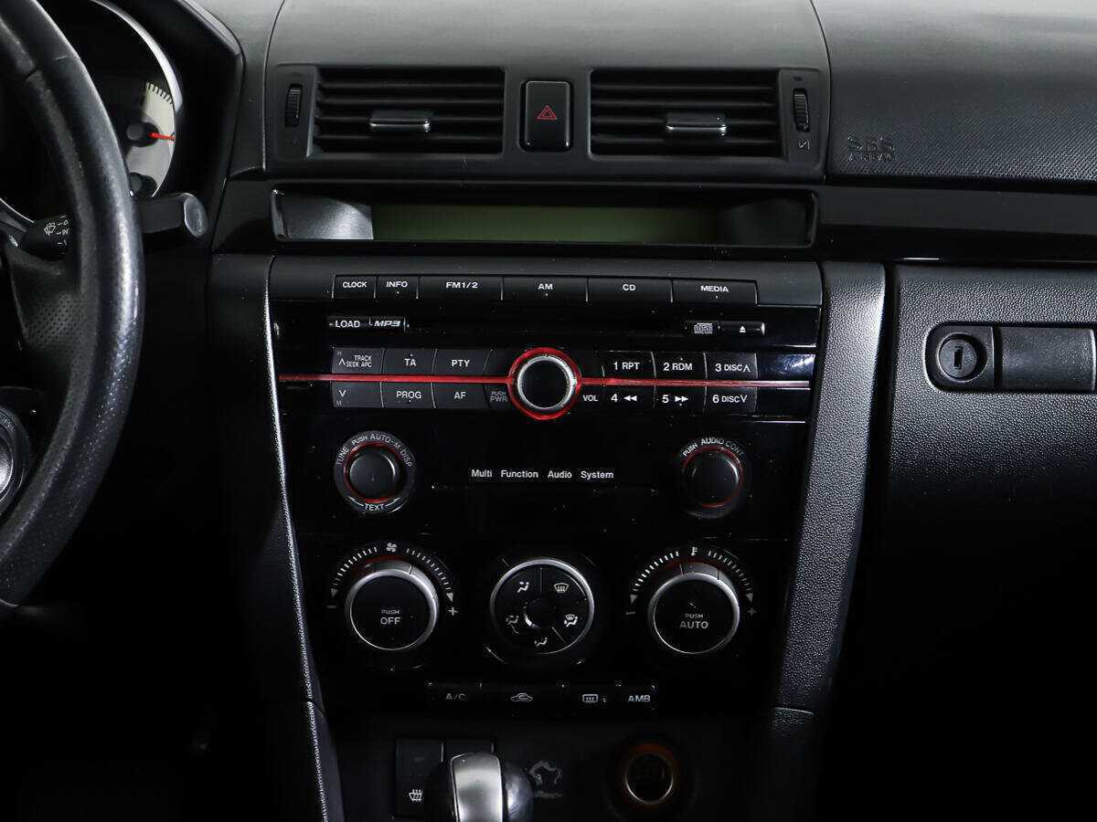 Mazda 3 2008 года с пробегом. Фото: #11