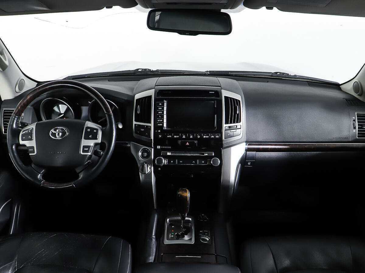 Toyota Land Cruiser 2012 года с пробегом. Фото: #11