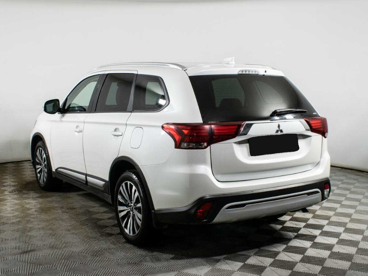 Mitsubishi Outlander 2020 года с пробегом. Фото: #6