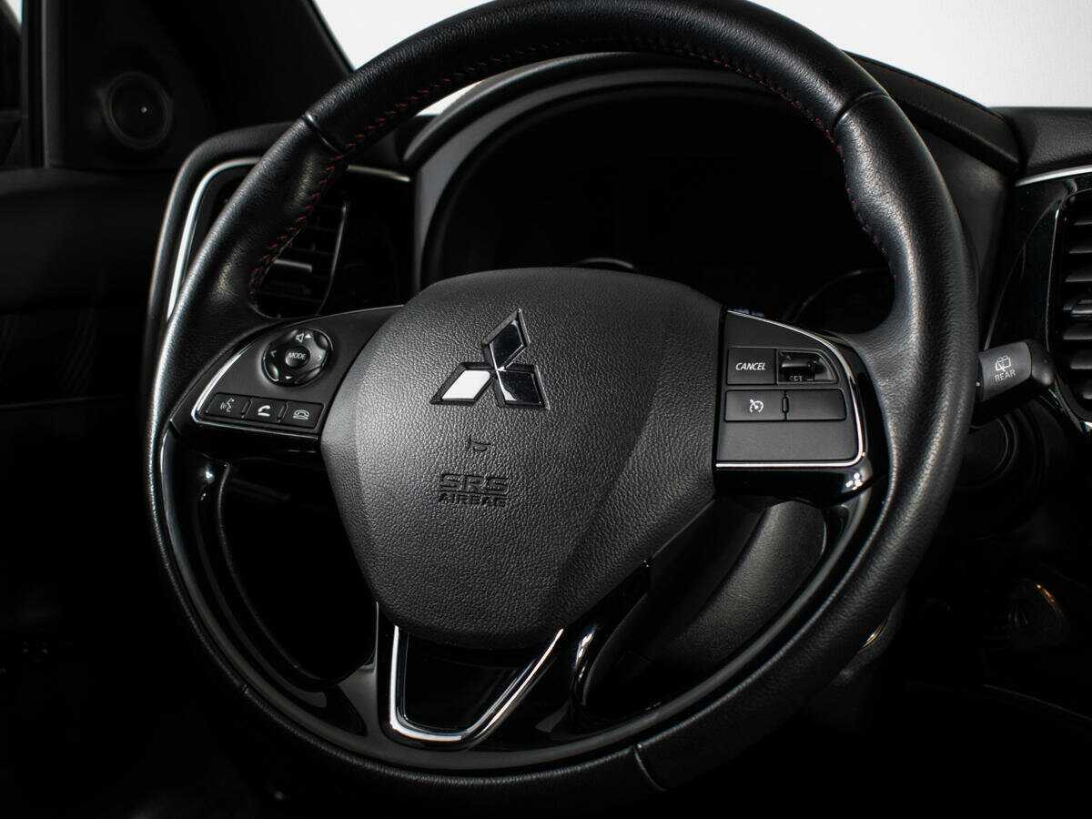 Mitsubishi Outlander 2021 года с пробегом. Фото: #9