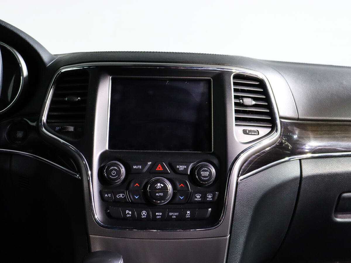 Jeep Grand Cherokee 2017 года с пробегом. Фото: #10