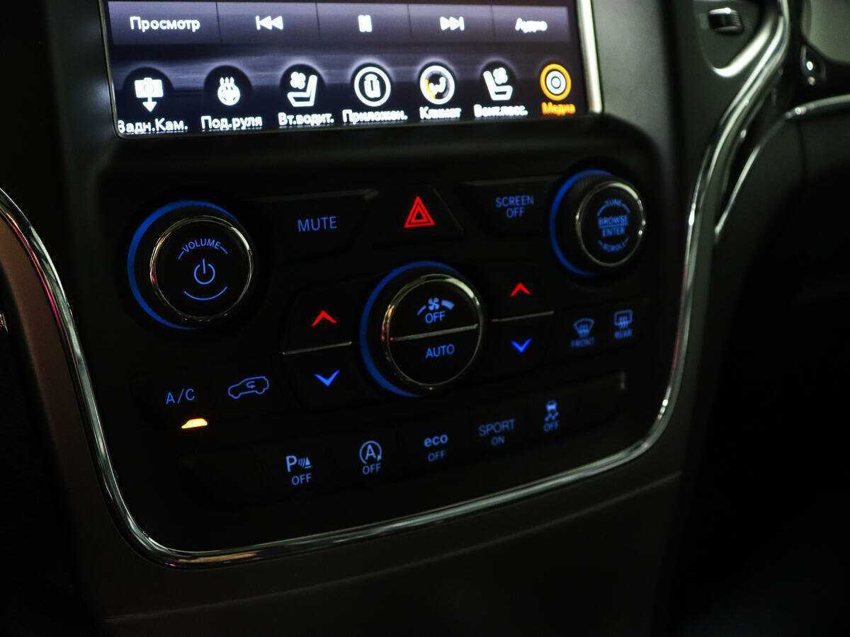 Jeep Grand Cherokee 2017 года с пробегом. Фото: #14