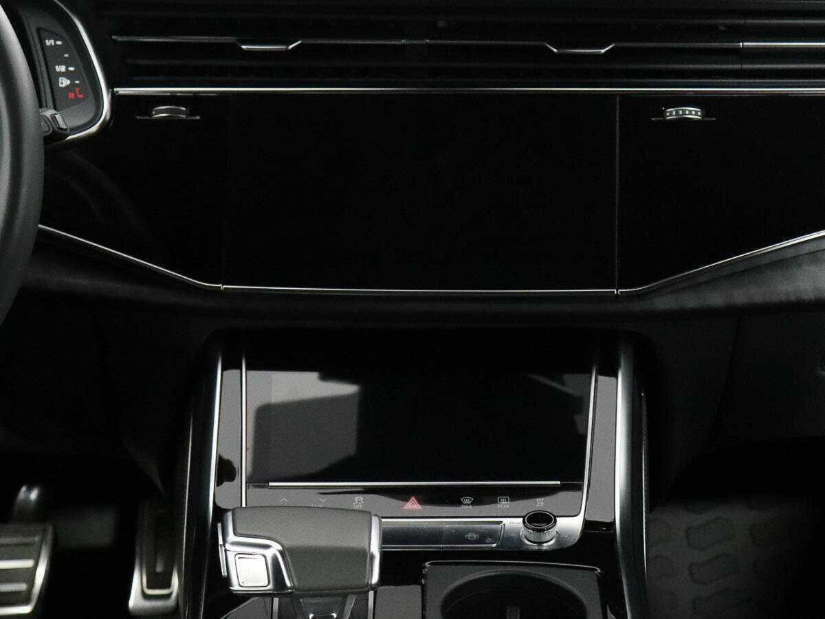 Audi Q8 2019 года с пробегом. Фото: #16