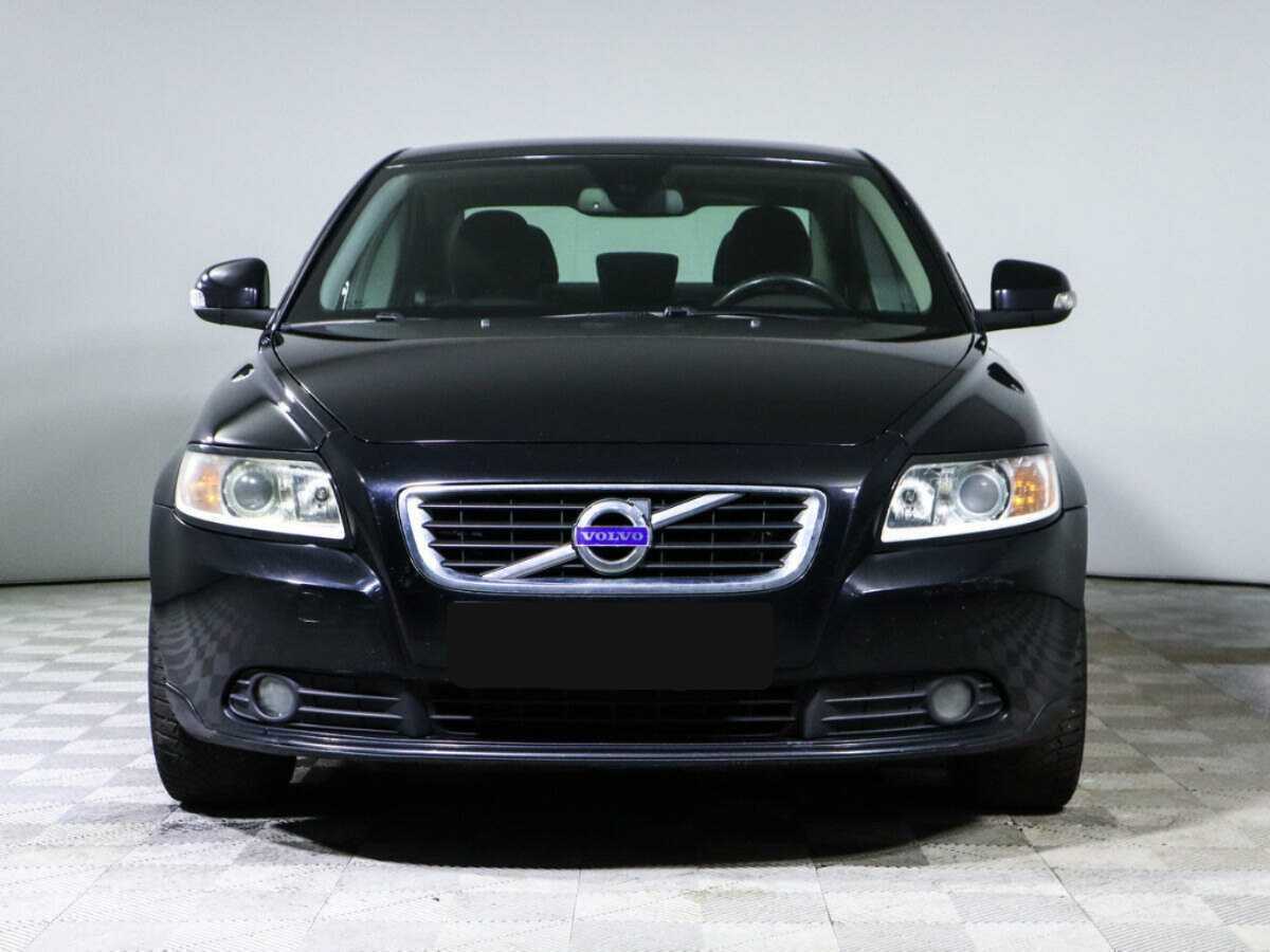 Volvo S40 2011 года с пробегом. Фото: #1