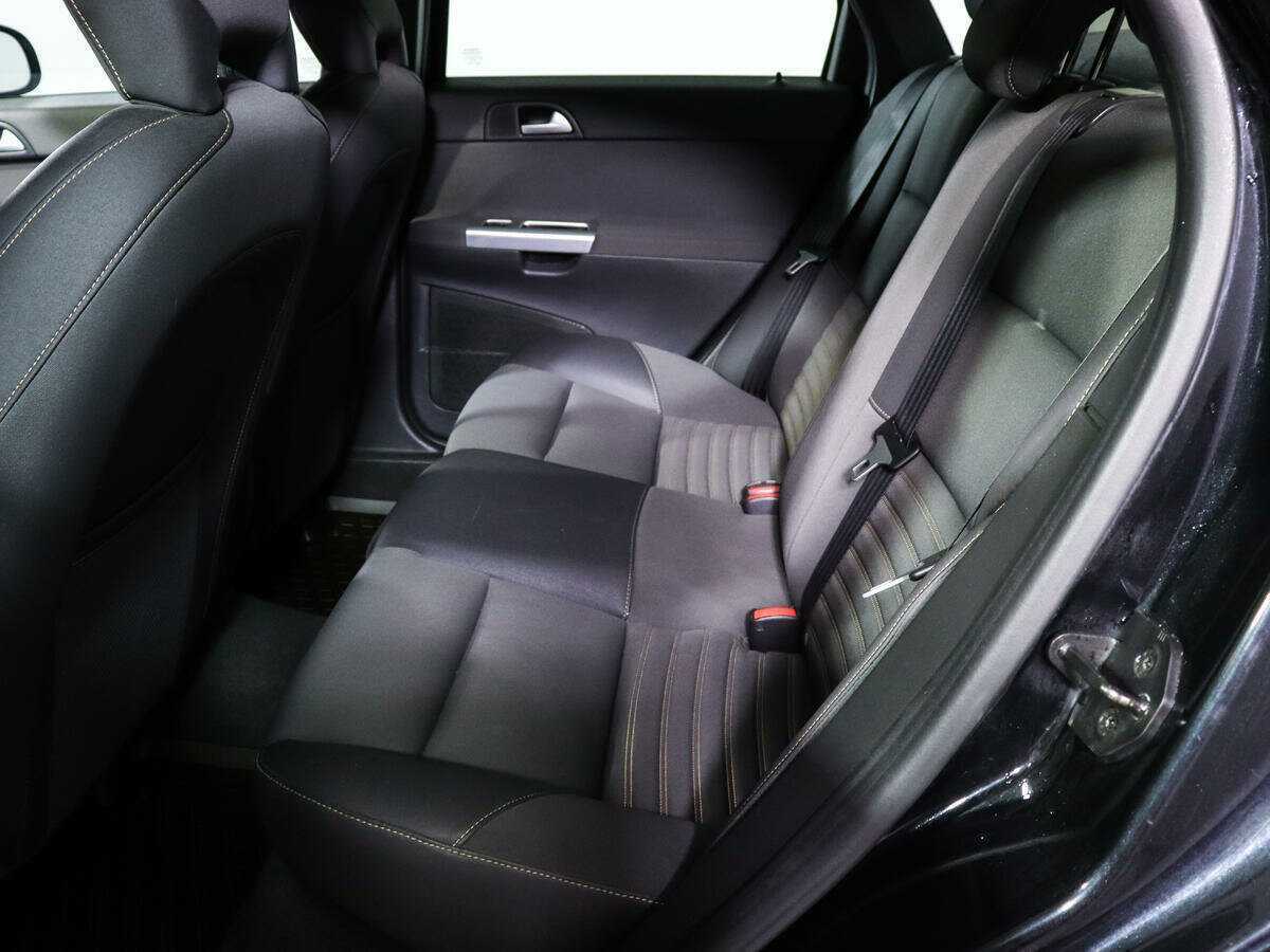 Volvo S40 2011 года с пробегом. Фото: #9