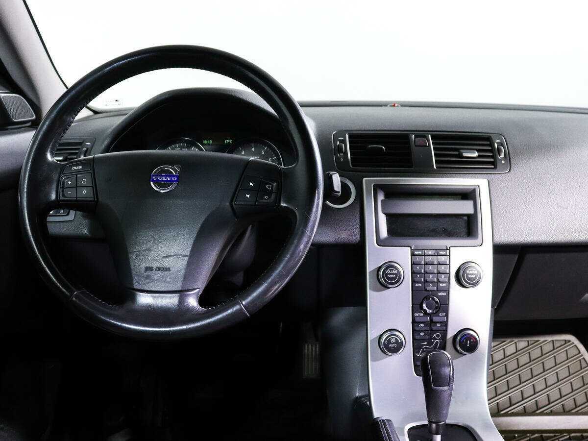 Volvo S40 2011 года с пробегом. Фото: #11