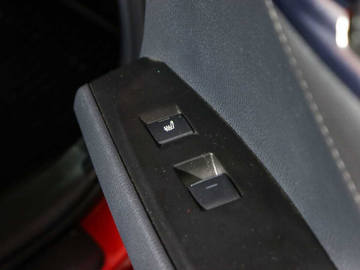 Toyota Camry 2021 года с пробегом. Фото: #12