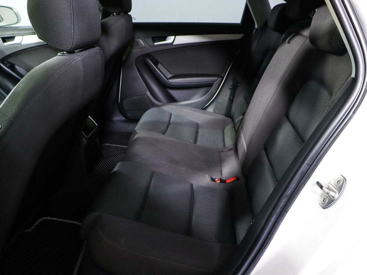 Audi A4 2009 года с пробегом. Фото: #7