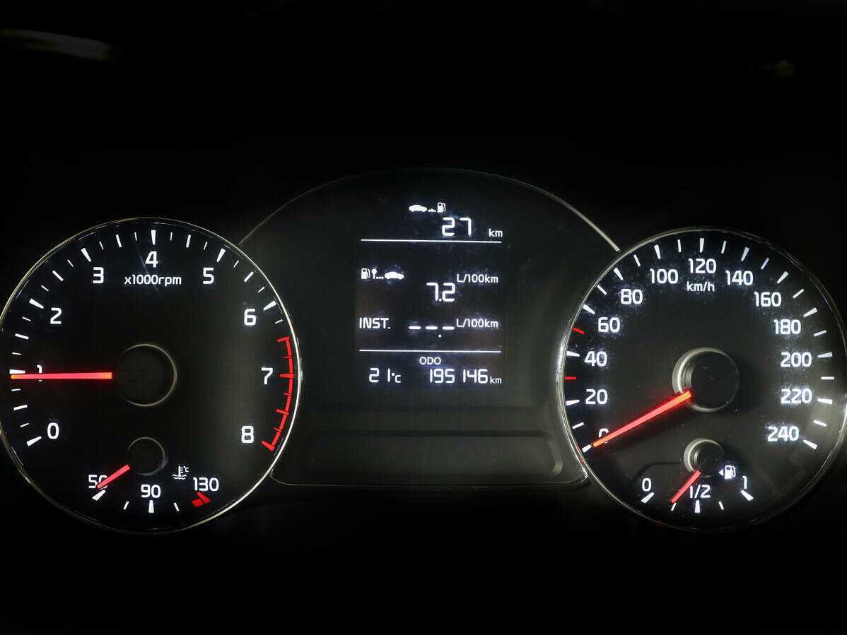 Б/У Киа Церато 2017 года. Фото: #8