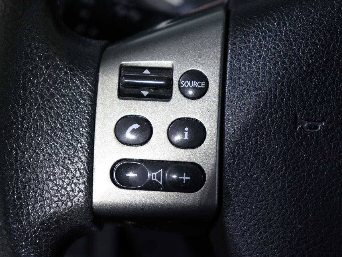 Nissan Tiida 2011 года с пробегом. Фото: #13