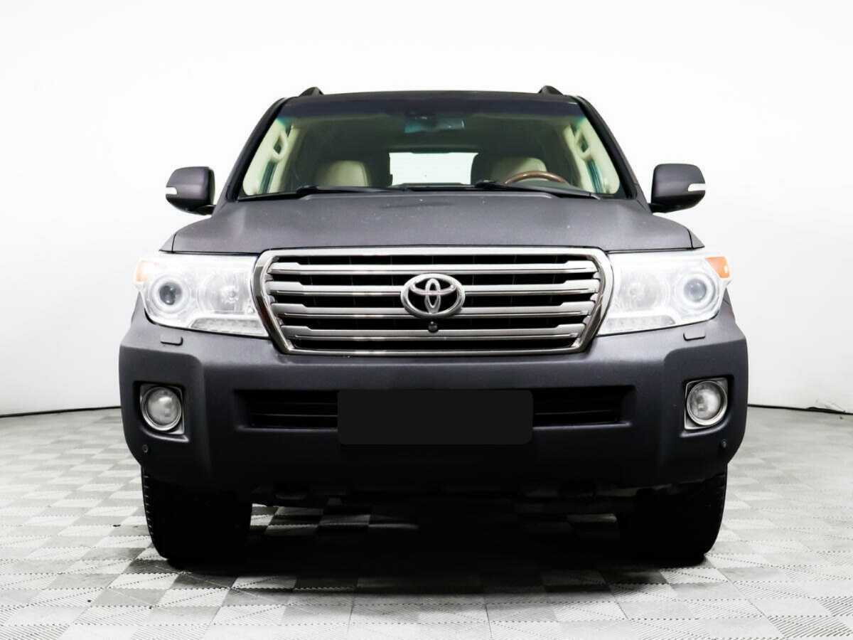 Toyota Land Cruiser 2012 года с пробегом. Фото: #1