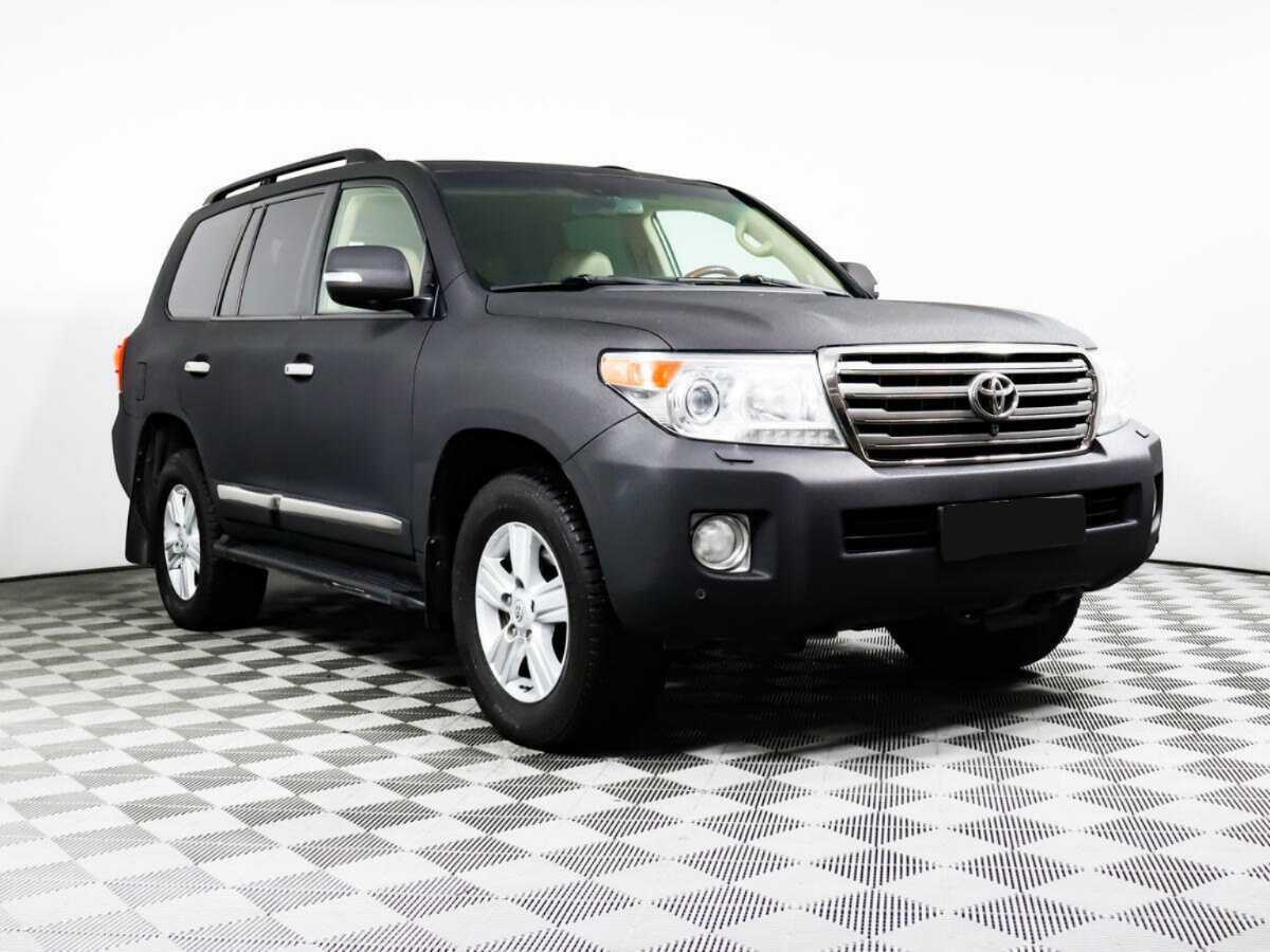 Toyota Land Cruiser 2012 года с пробегом. Фото: #2