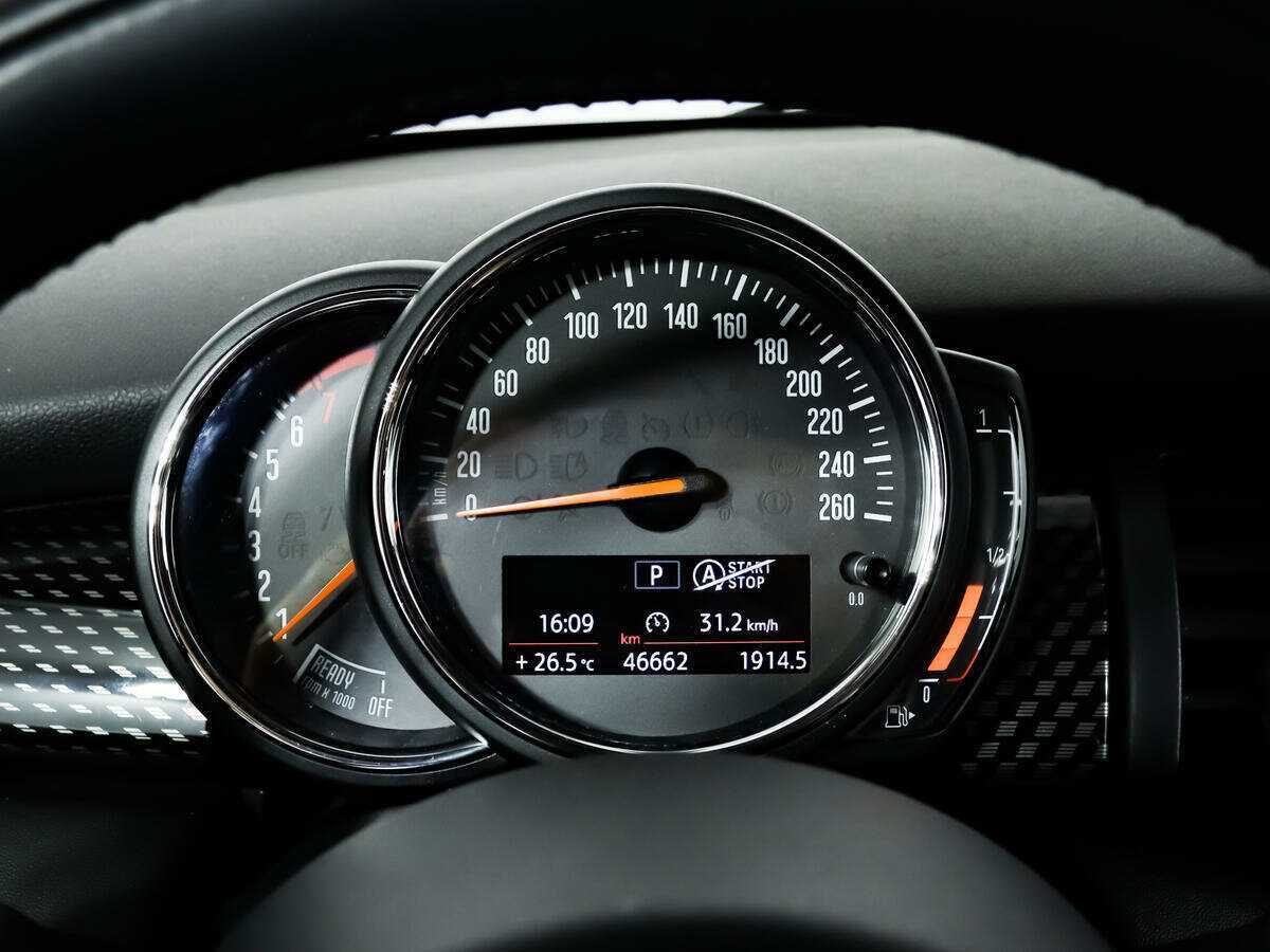 Mini Hatch 2019 года с пробегом. Фото: #9