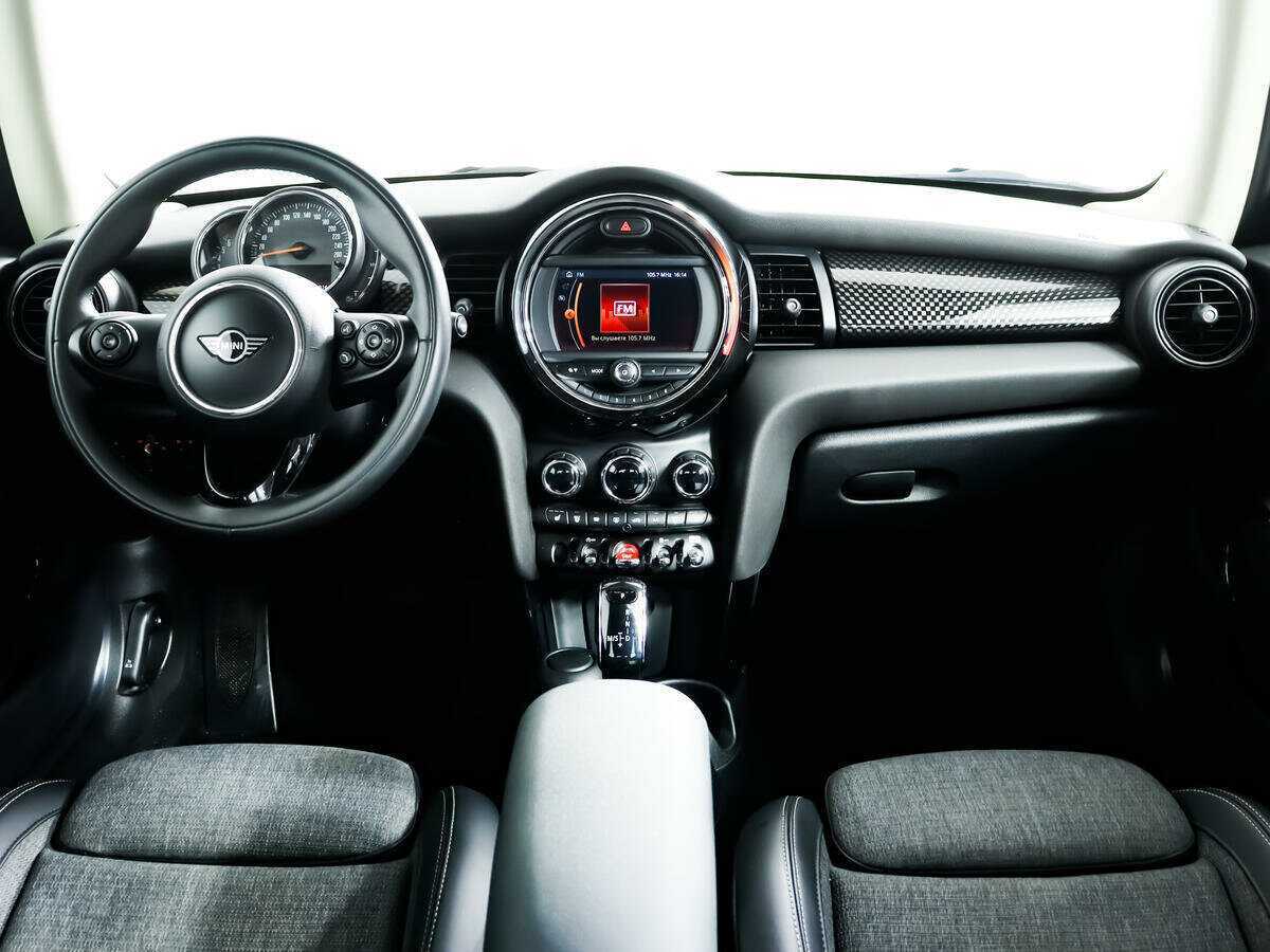 Mini Hatch 2019 года с пробегом. Фото: #10