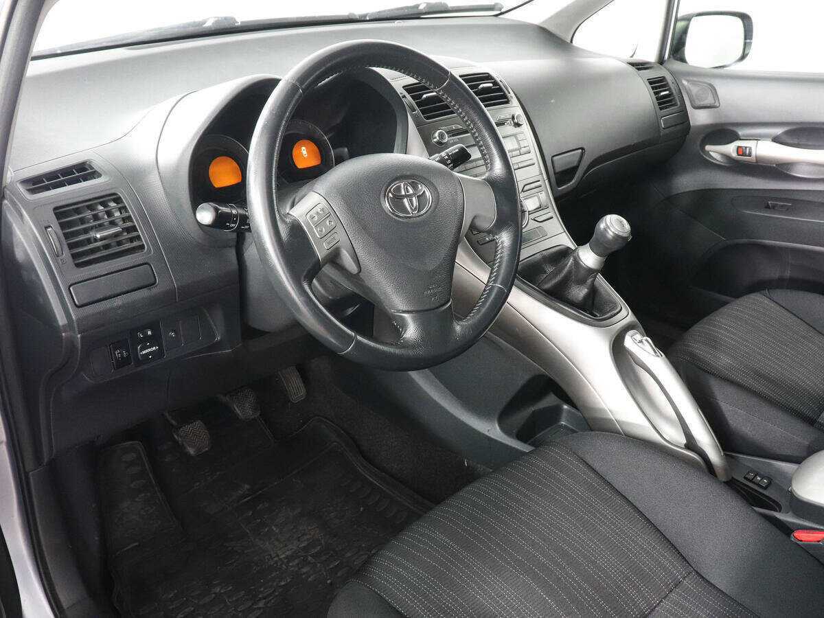 Toyota Auris 2007 года с пробегом. Фото: #8