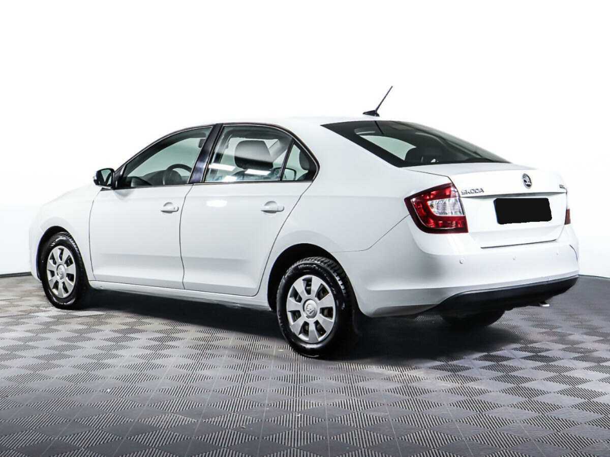 Б/У Шкода Рапид 2017 года. Фото: #6