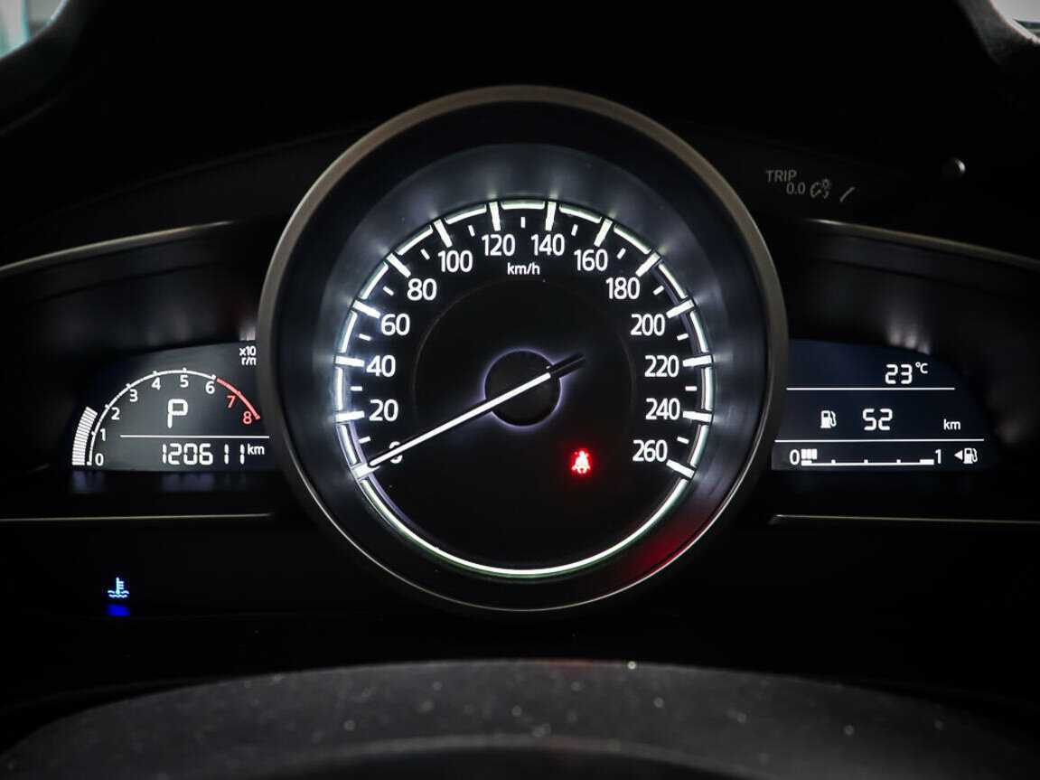 Б/У Мазда 3 2017 года. Фото: #13