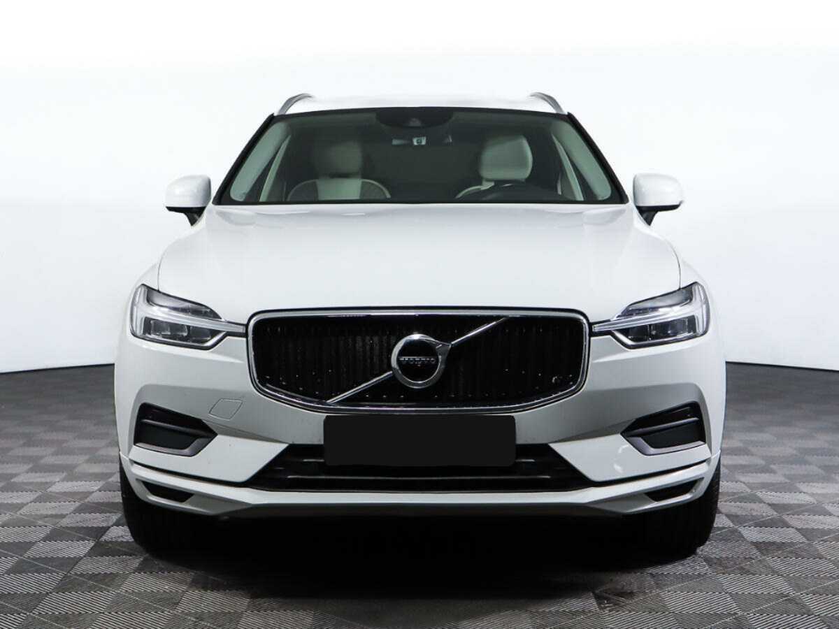 Volvo XC60 2018 года с пробегом. Фото: #1